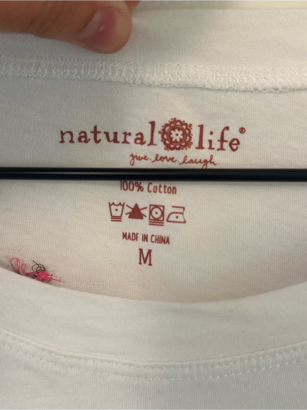 Natural Life Fave Little Things Embroidered Cat 100% Cotton White T-Shirt - Picture 3 of 6